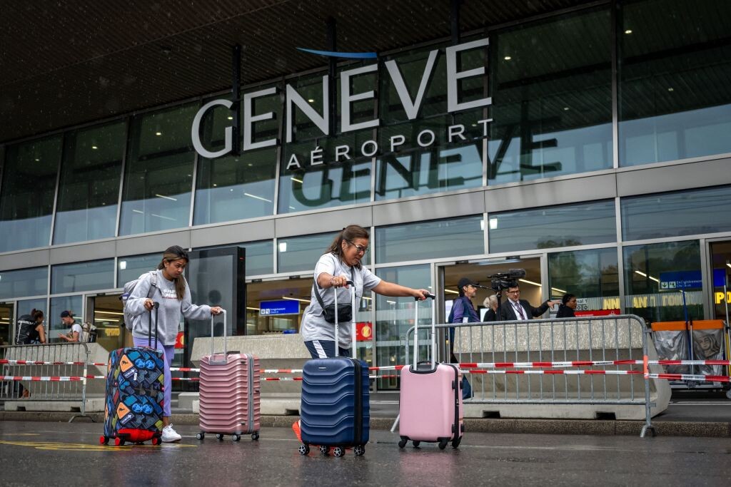 Ženēvas lidostā pārtraukts darbinieku streiks
