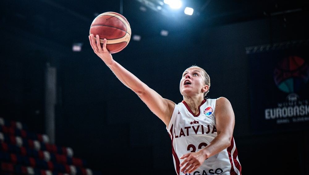 Latvijas basketbolistes pirmoreiz Eiropas čempionāta finālturnīros apspēlē Spāniju