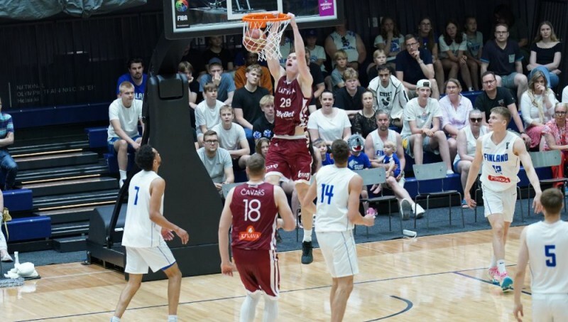 Latvijas vīriešu basketbola izlase pārbaudes spēlē piekāpjas Somijai