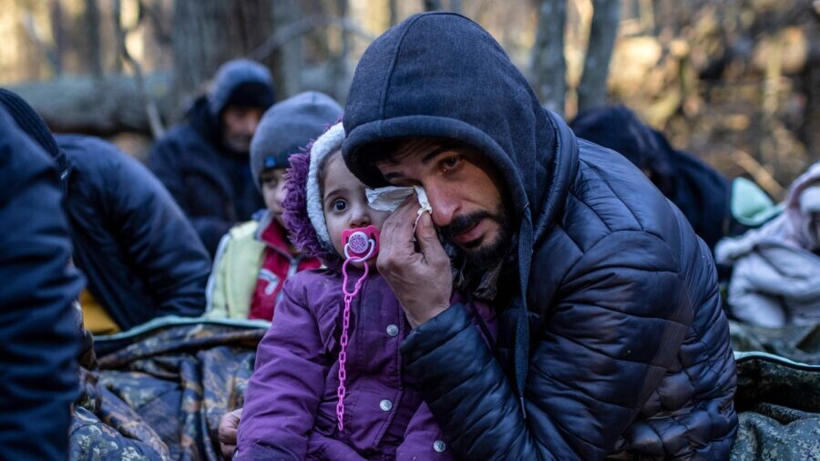 ES apstiprina jaunu migrācijas paktu