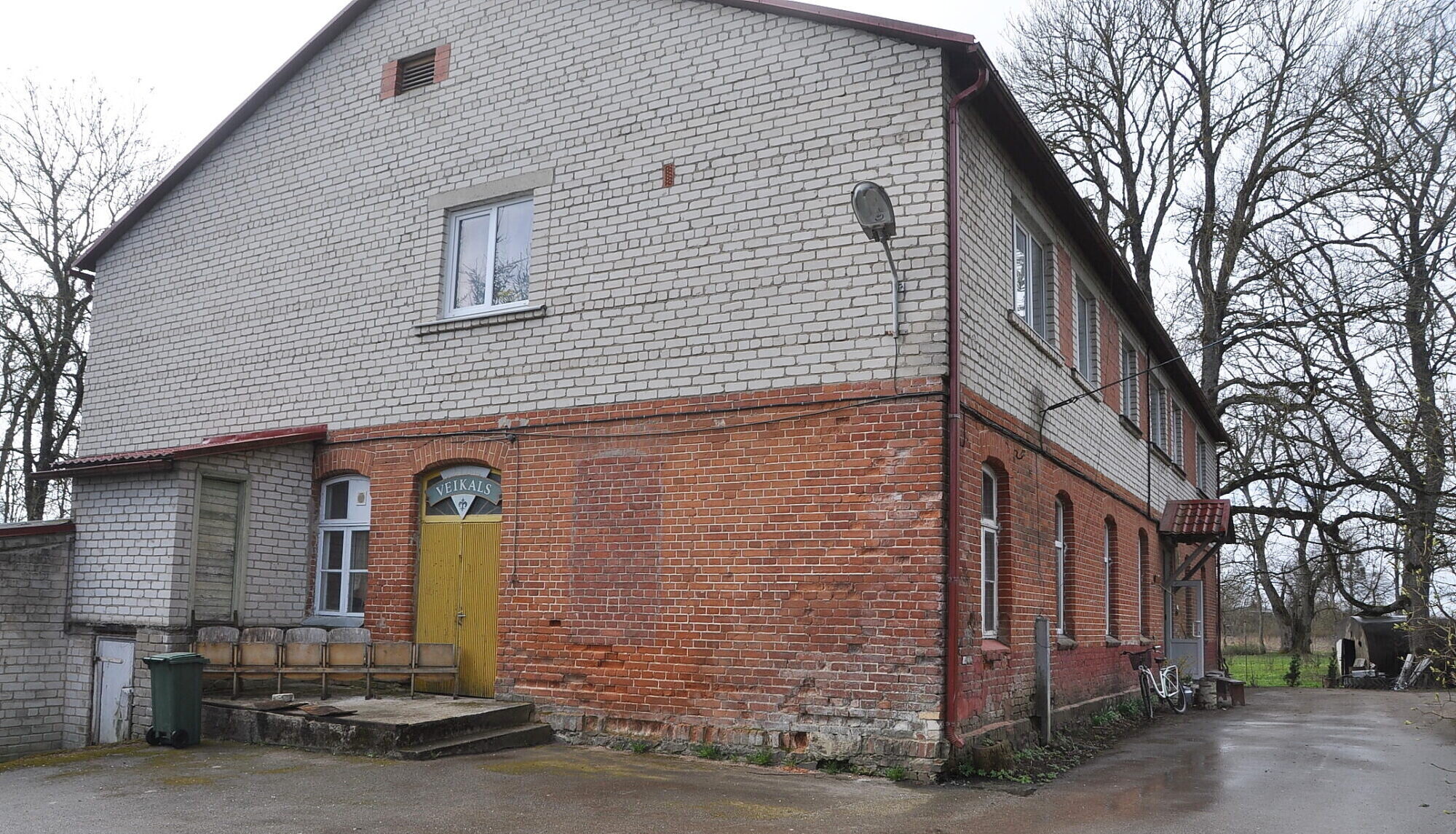 Dienvidkurzemes novads atsakās no aprūpes centra izveides būvnieka kavēšanās dēļ