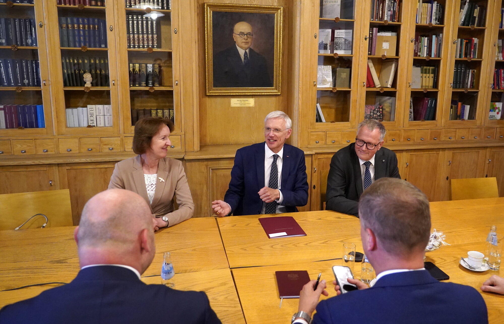 Kariņš akcentē nepieciešamību partneriem izšķirties par nostāju koalīcijas paplašināšanas jautājumā