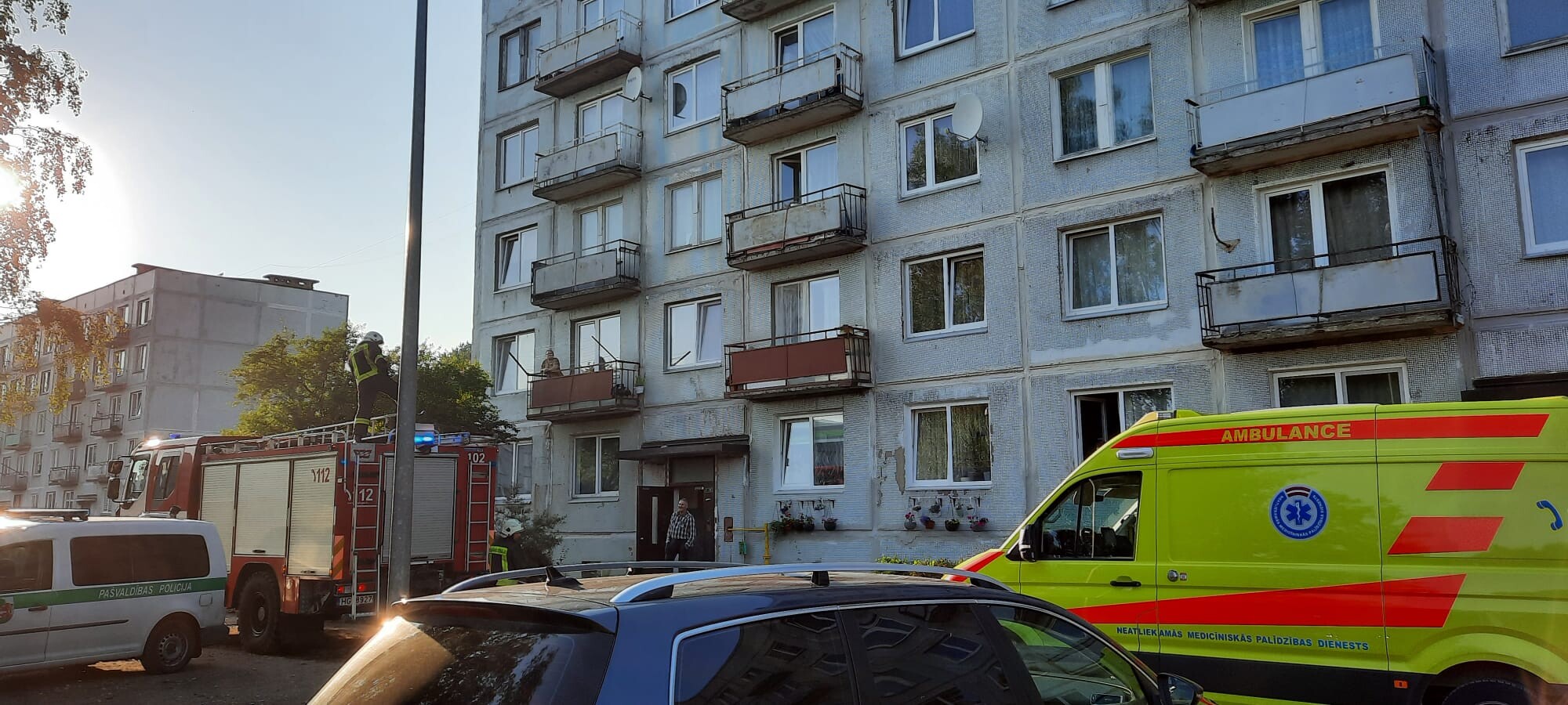 “Nevaru aiziet!” teica sirmgalve. Labi kaimiņi Karostā viņu paglābj