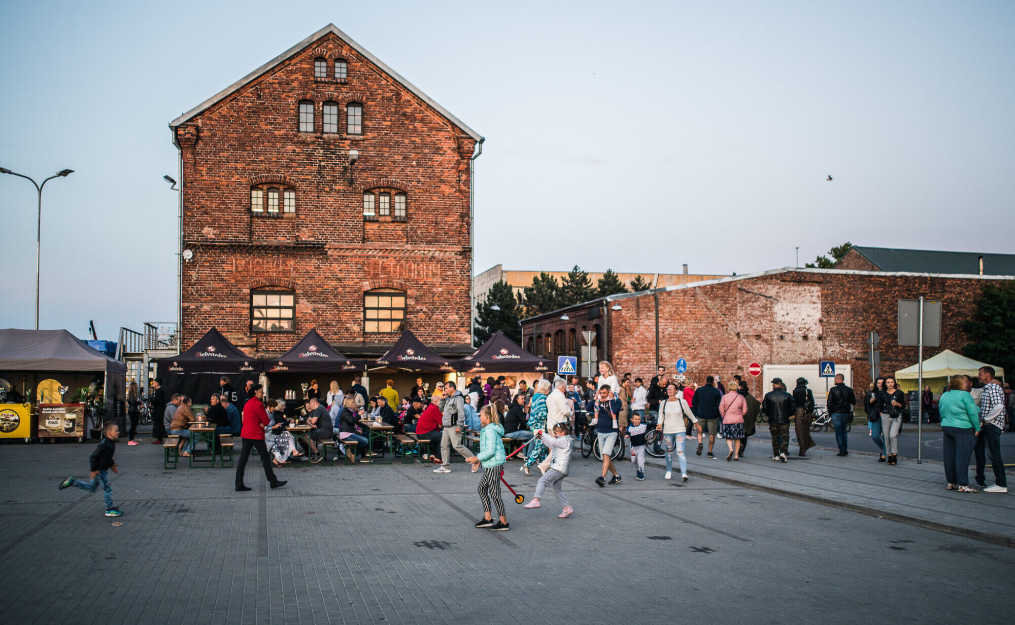Pašvaldība atgādina – organizējot publiskus pasākumus, nepieciešami saskaņojumi