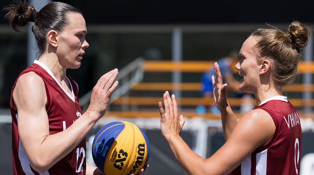 Latvijas 3×3 basketbolistes Pasaules sērijas posmā zaudē pusfinālā