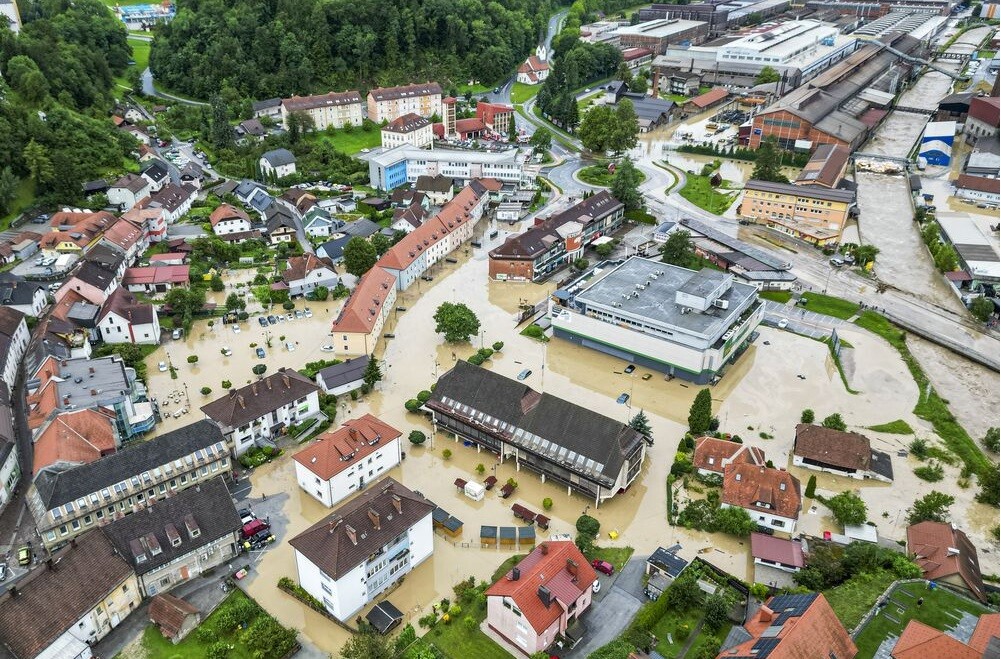 Slovēnijā negaisā un plūdos trīs bojāgājušie
