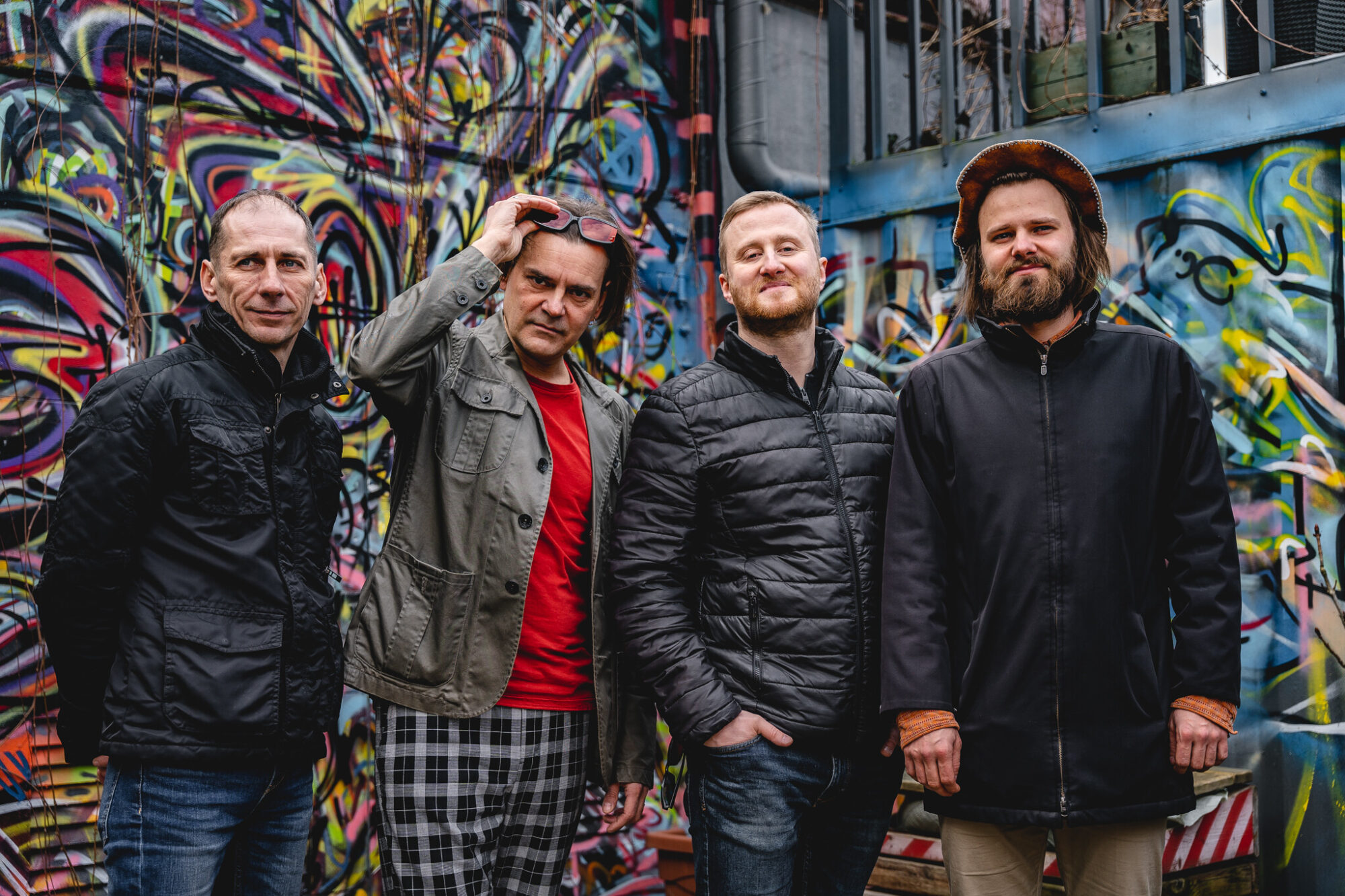 Video: Grupa “Willow Farm” izdod dziesmu “Vara vitriols”