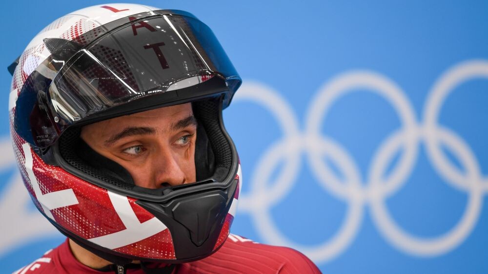 Bobsleja pilots Ķibermanis noslēdz sportista karjeru