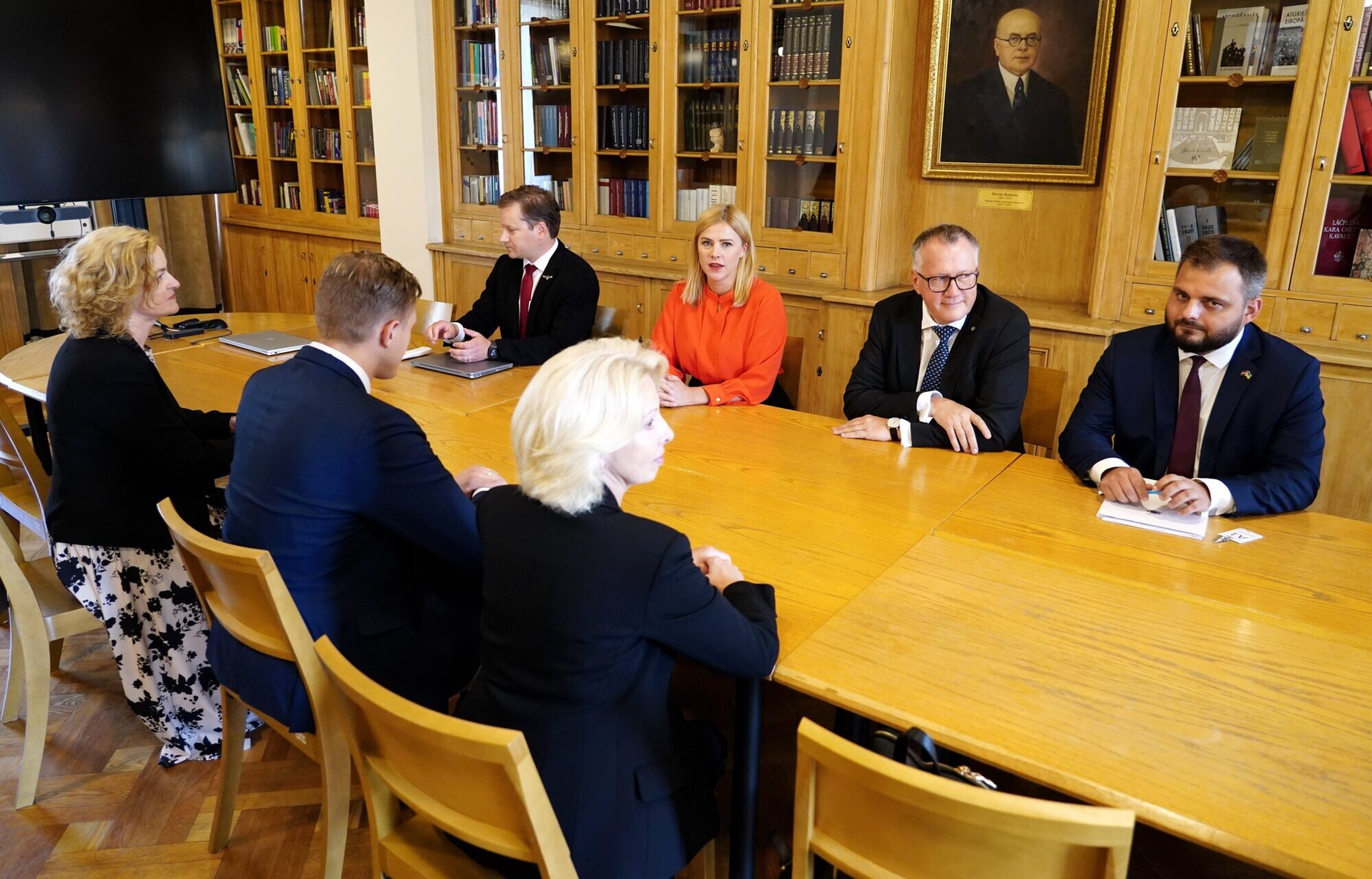 JV valdes sēdē diskutēs, vai koalīcijā ņemt NA vai “Progresīvos”