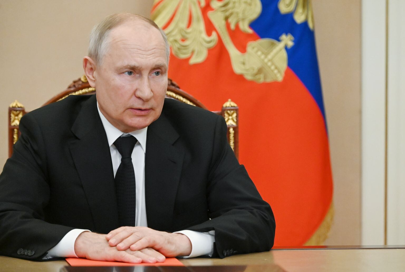 Krievijas prezidents Vladimirs Putins ieradies Ķīnā