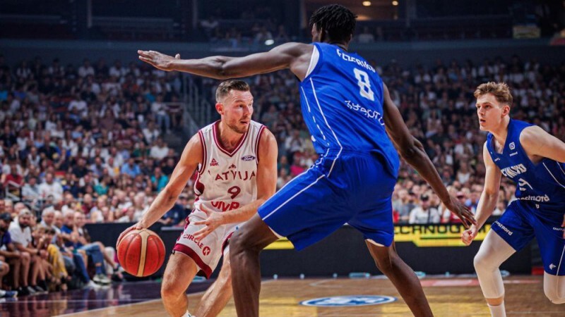 Latvijas basketbolisti pārbaudes spēlē pirms došanās uz Āziju sagrauj Somiju