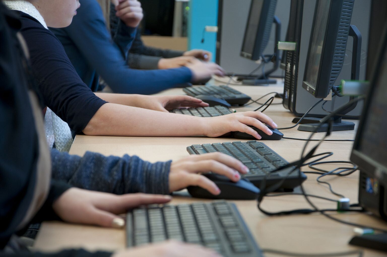 No septembra pieaugs maksa par “.lv” domēna vārdu