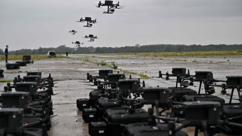 Zelenskis: Ukraina kāpina dronu ražošanu