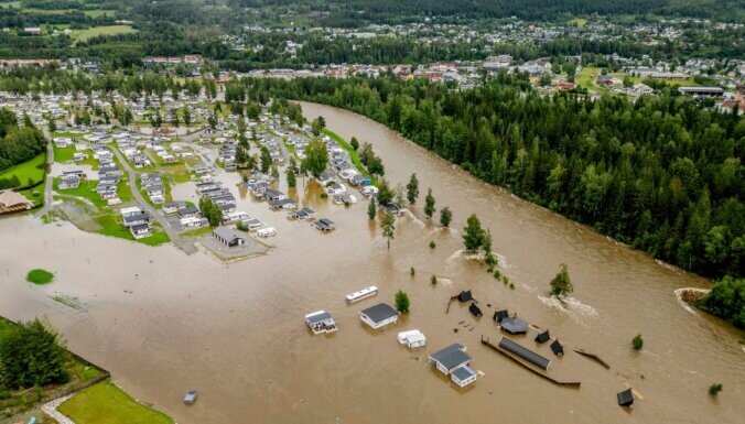 Norvēģijas dienvidus piemeklējuši spēcīgi plūdi