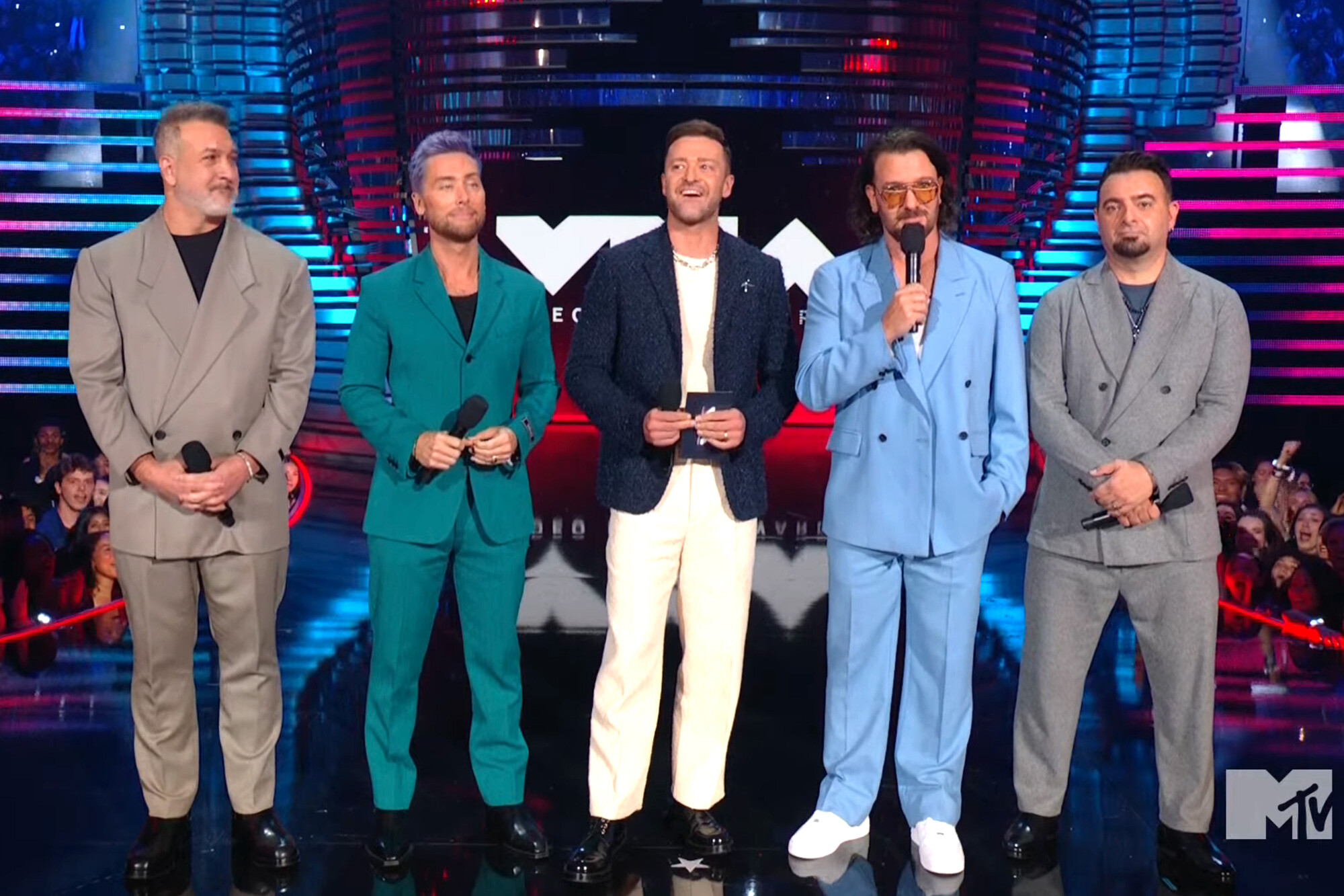 Grupa “NSYNC” izlaidīs pirmo dziesmu 20 gadu laikā