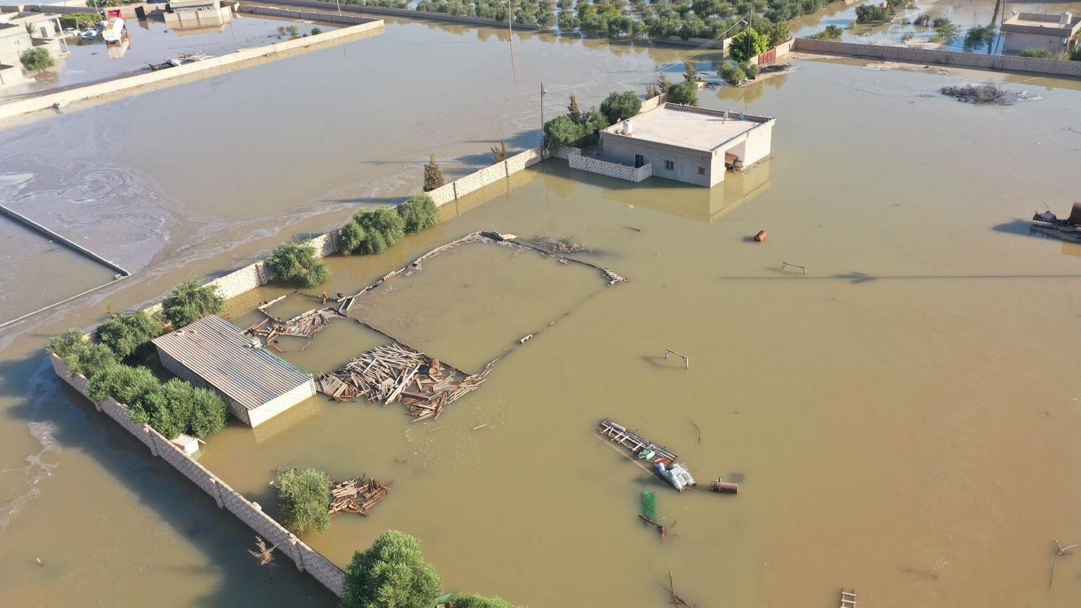 Plūdos Lībijā bojāgājušo skaits pieaug līdz 11 300