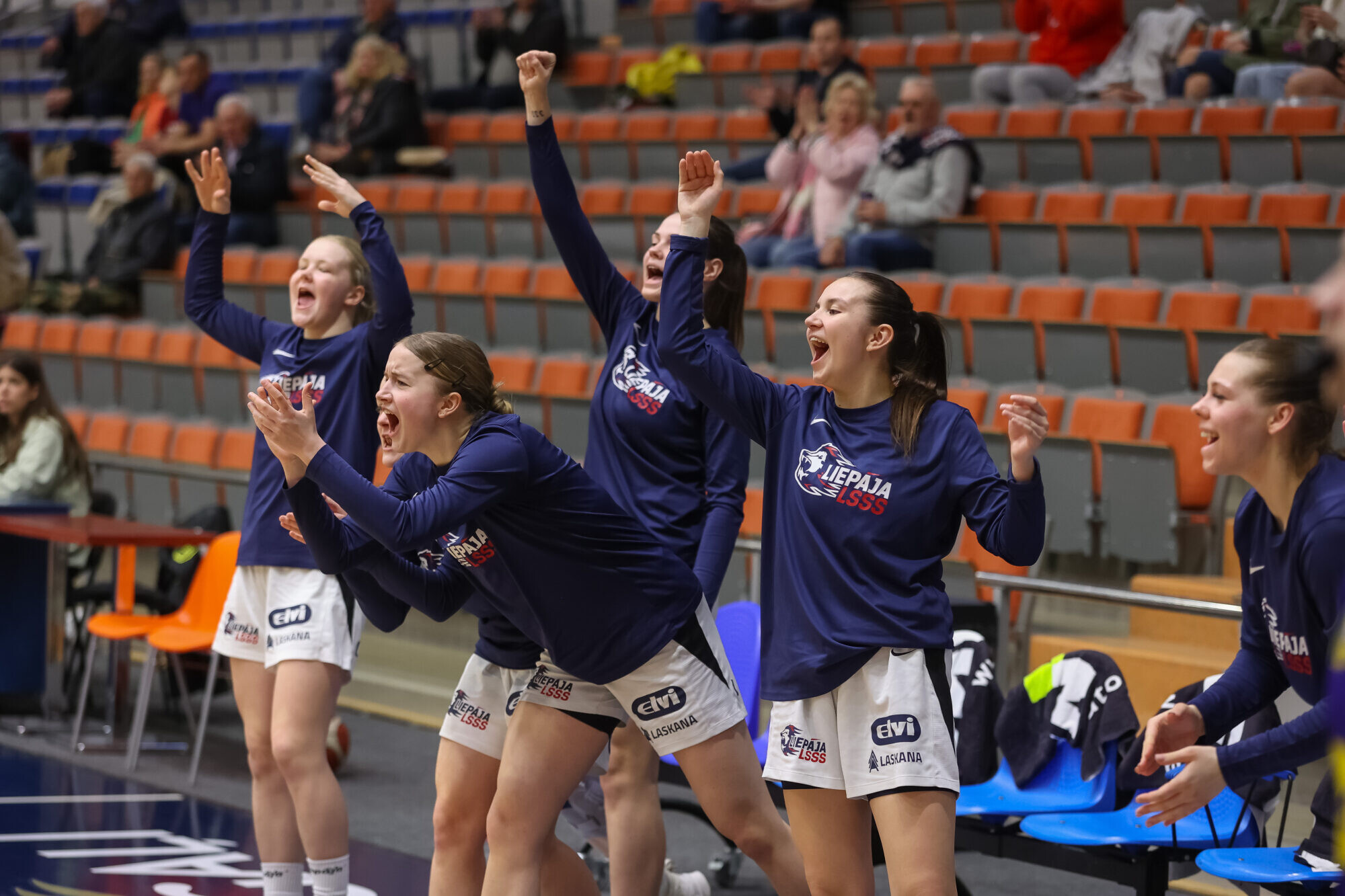 Liepājnieces uzvar Ventspilī