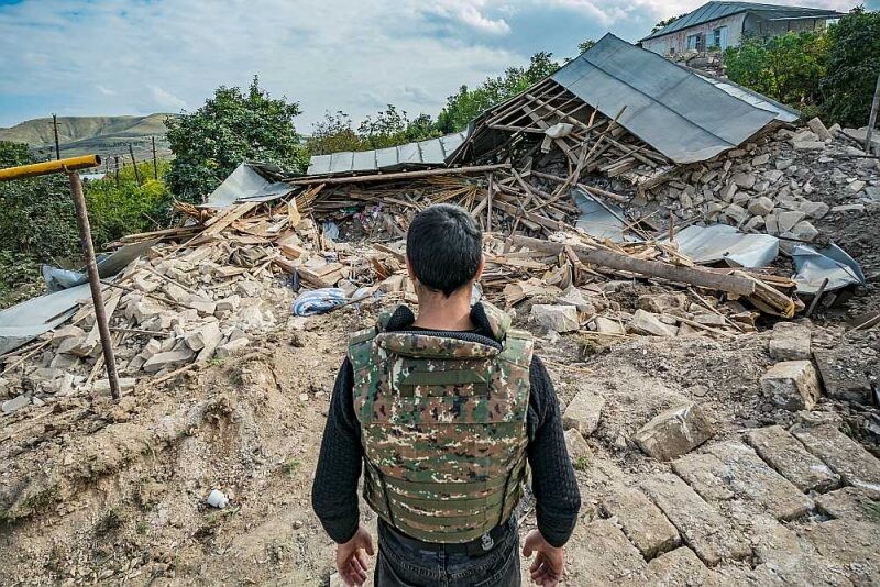 Separātisti: Karadarbībā Kalnu Karabahā nogalināti 200 cilvēki