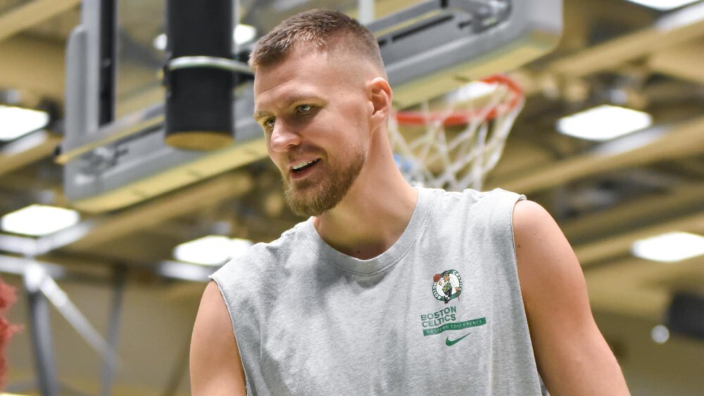 Porziņģis veiksmīgi aizvadījis treniņu kopā ar komandu