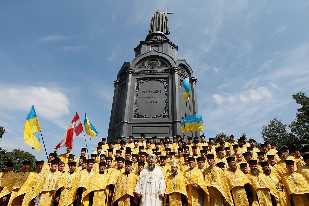 Ukrainas parlaments atbalsta Maskavas patriarhāta Ukrainas Pareizticīgo baznīcas aizliegumu