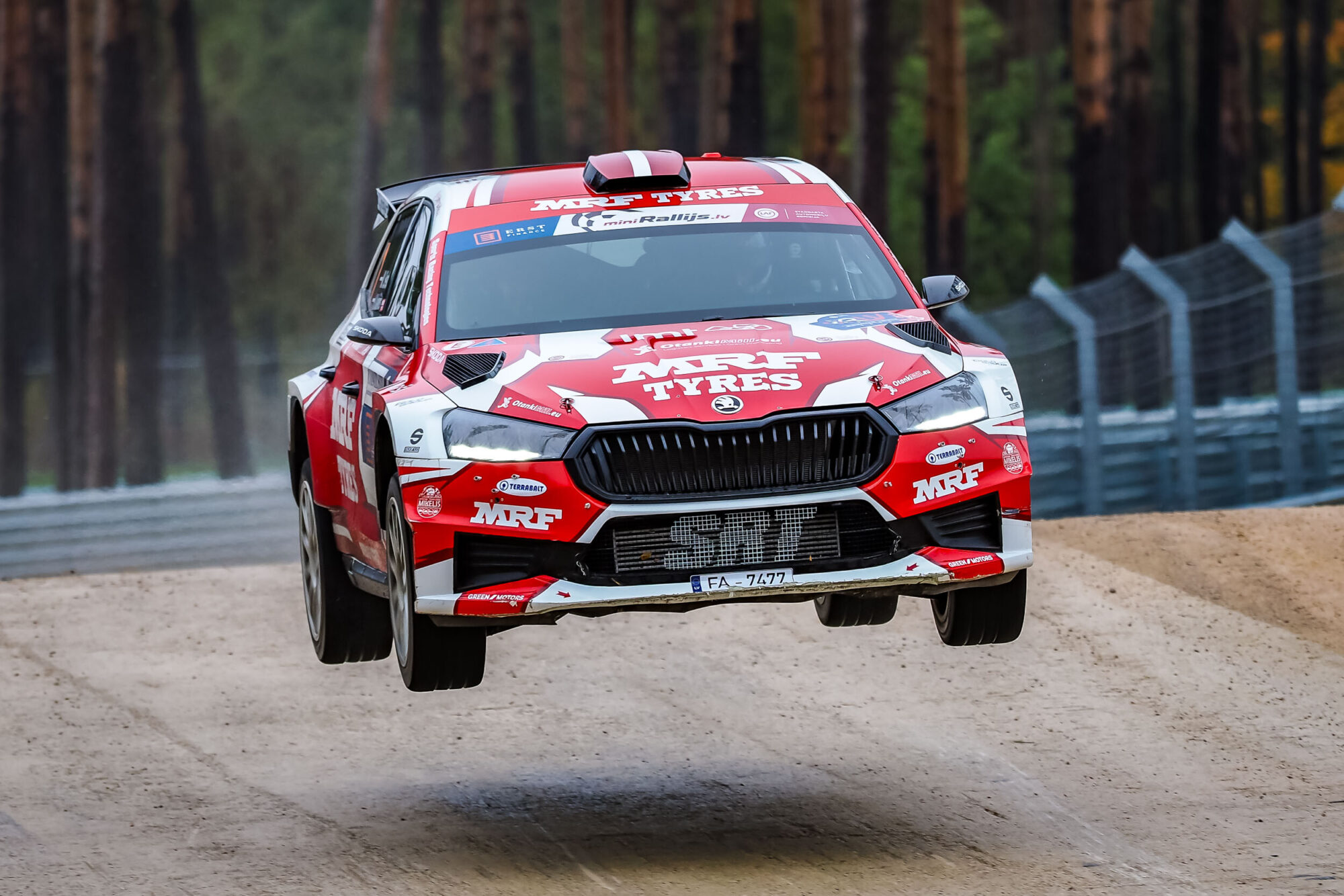 Mārtiņš Sesks ieņem otro vietu rallijsprintā “Latvija”
