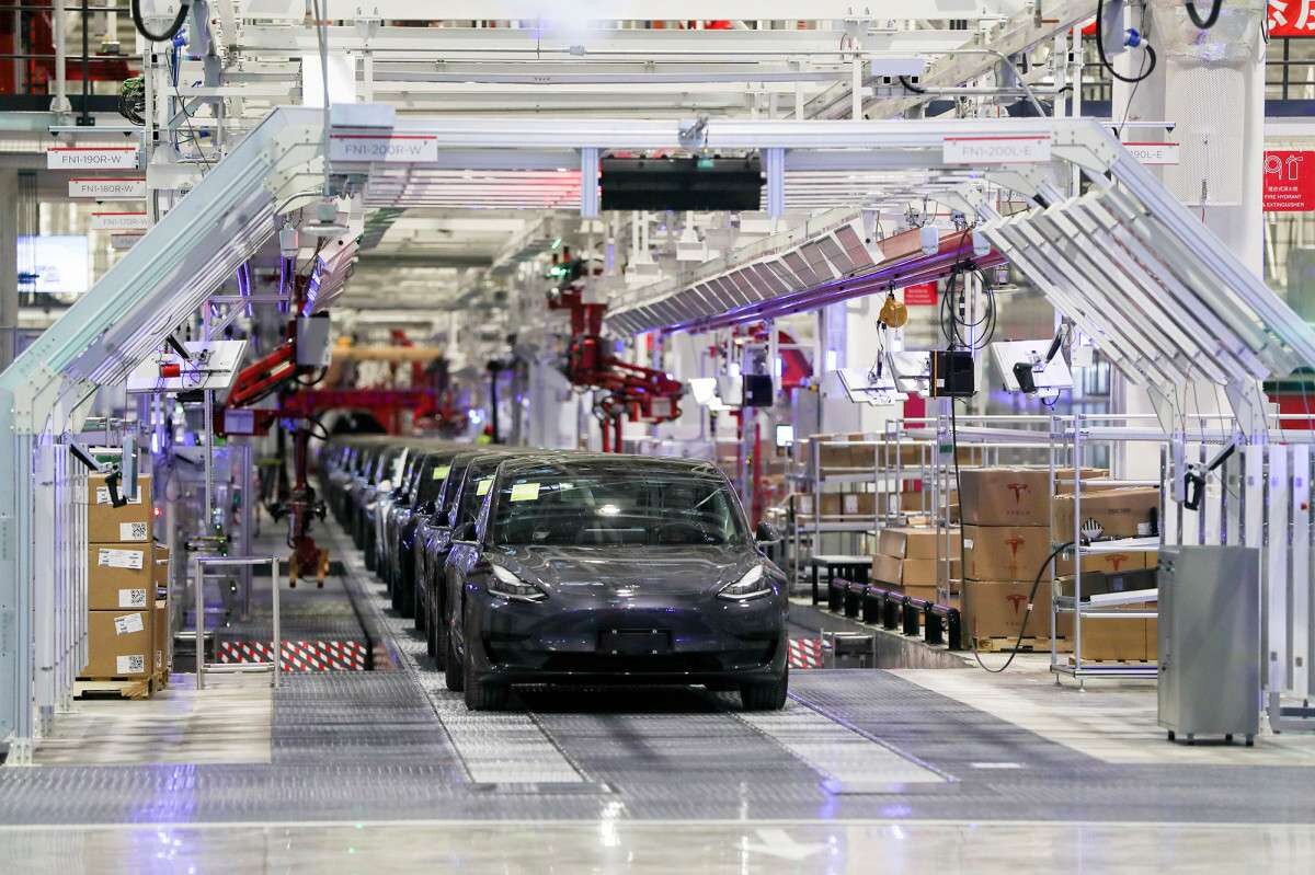 Zviedrijā streiko “Tesla” darbinieki
