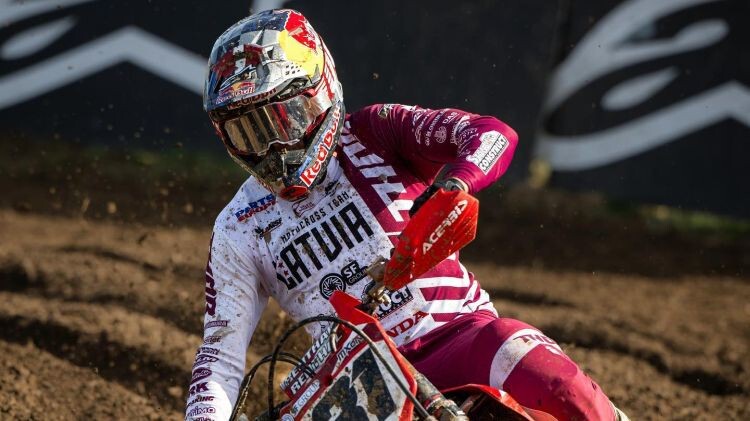 Jonass un Reišuļi izcīna 12.vietu Nāciju kausā motokrosā