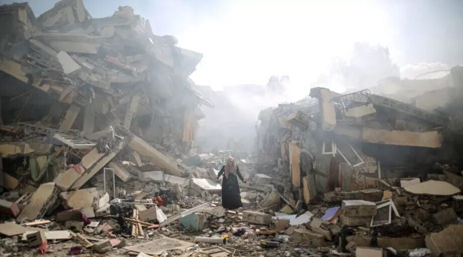 “Hamās”: Gazas joslas bombardēšanā nogalināti vismaz 3785 cilvēki