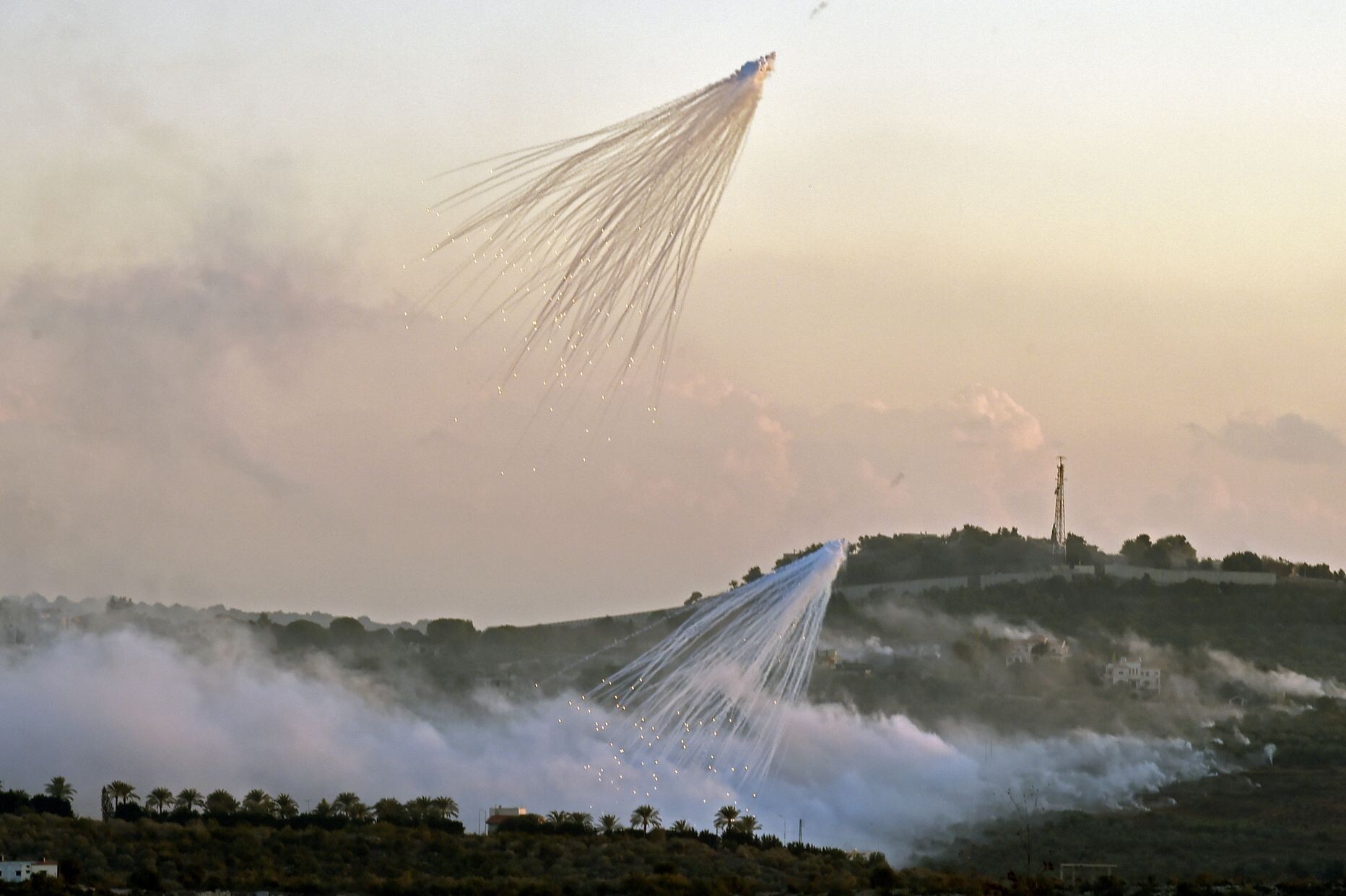 Izraēla dod triecienus “Hizbollah” Libānā