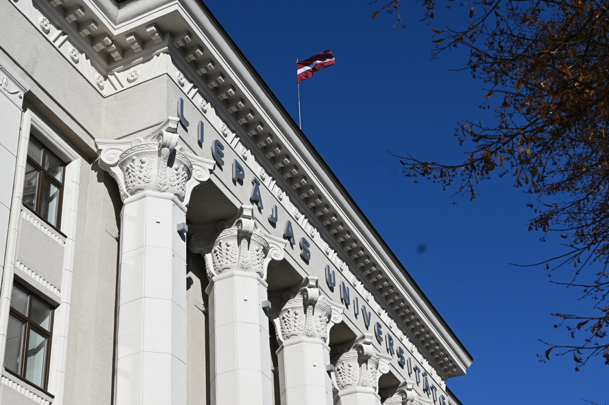 Cerības nokomplektēt pirmsskolas skolotāju grupu