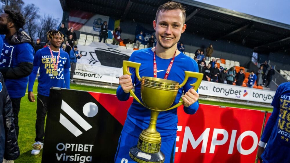 Jānis Ikaunieks atzīts par futbola virslīgas oktobra labāko spēlētāju