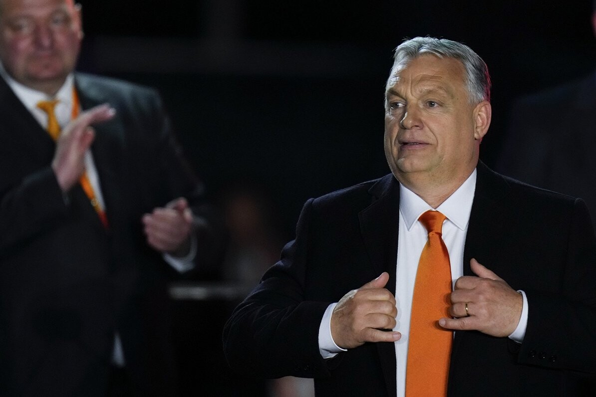 Orbāns: ES pāragri sākt iestāšanās sarunas ar Ukrainu