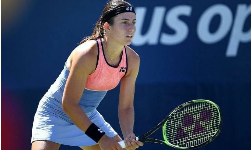 Sevastova profesionālajā tenisā atgriežas ar uzvaru trīs setu spēlē