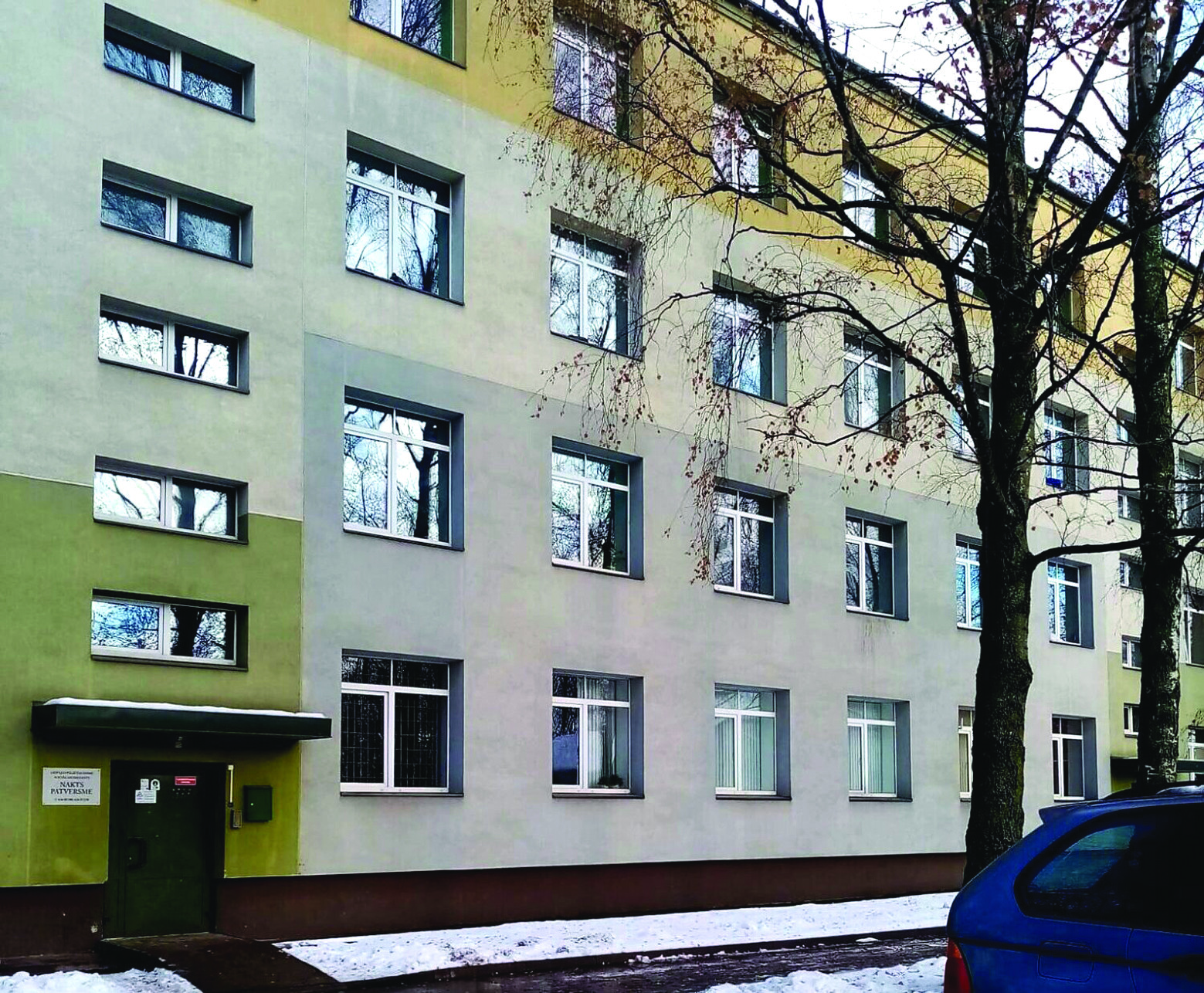 Cilvēki bez pajumtes aukstajā laikā var vērsties pēc palīdzības Nakts patversmē