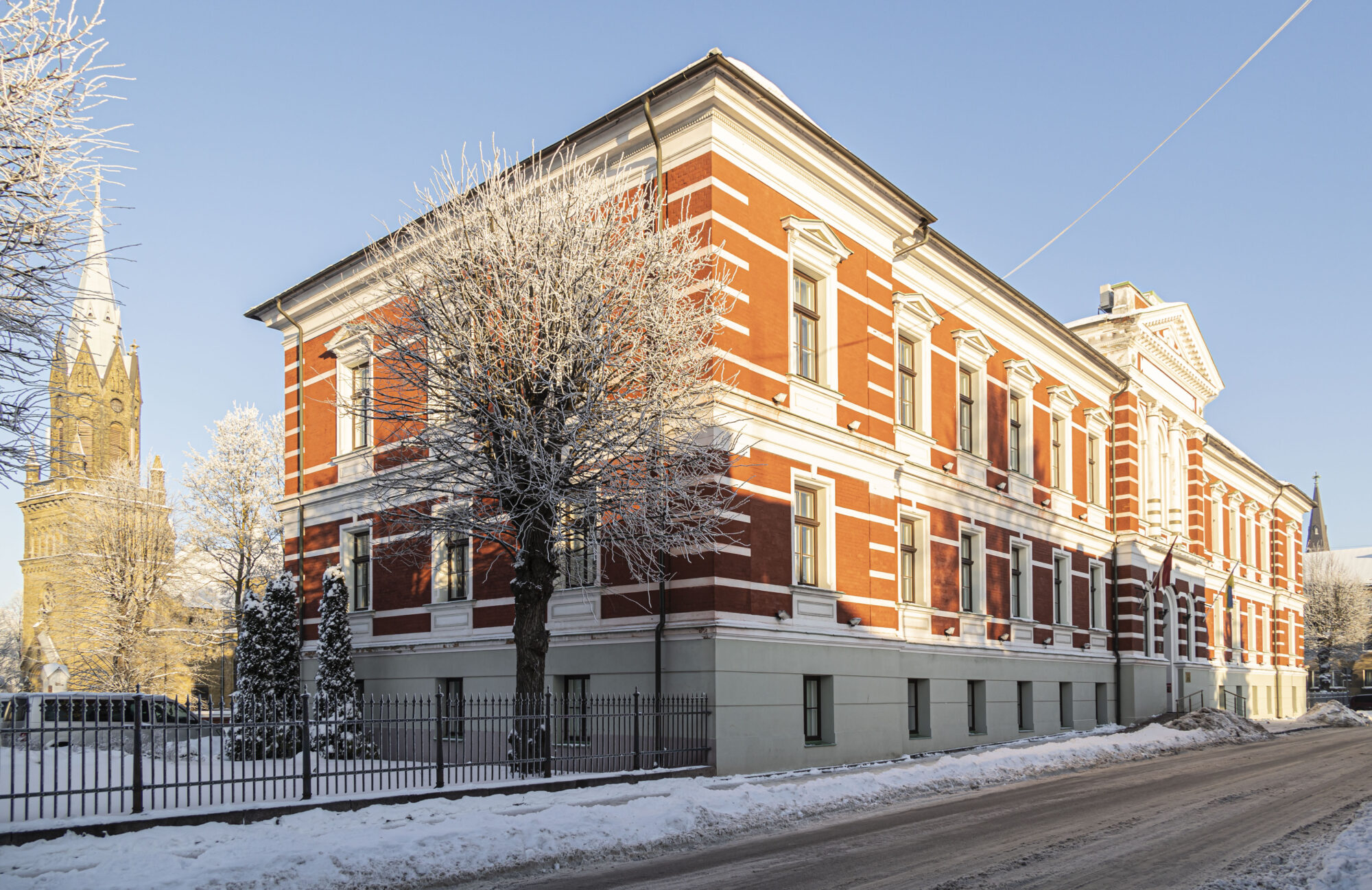 Liepājas pašvaldība par 75% samazinājusi patērētā papīra daudzumu