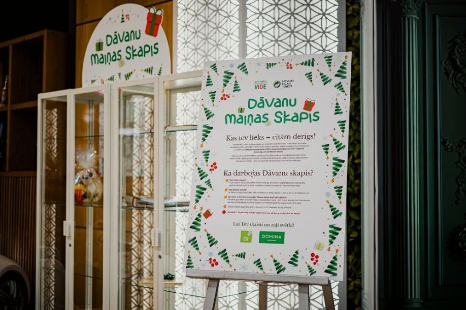“Rietumu centrā” atklāts dāvanu maiņas skapis