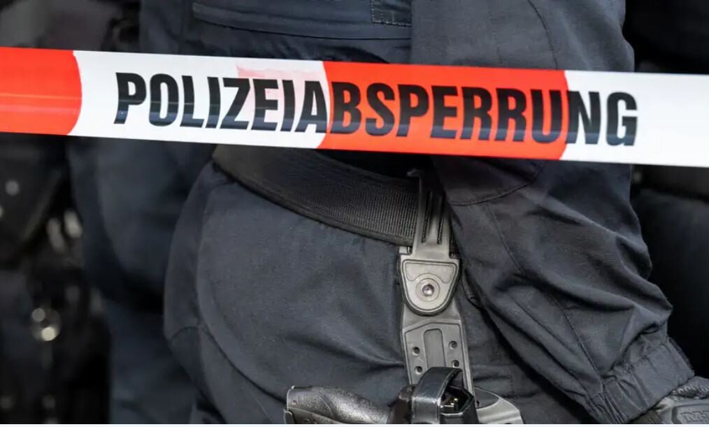 Vācijā pieci cilvēki apsūdzēti par 250 000 eiro savākšanu grupējumam “Islāma valsts”
