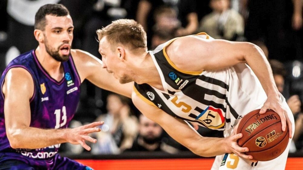 Mejerim graujoša uzvara Rumānijas basketbola līgas spēlē