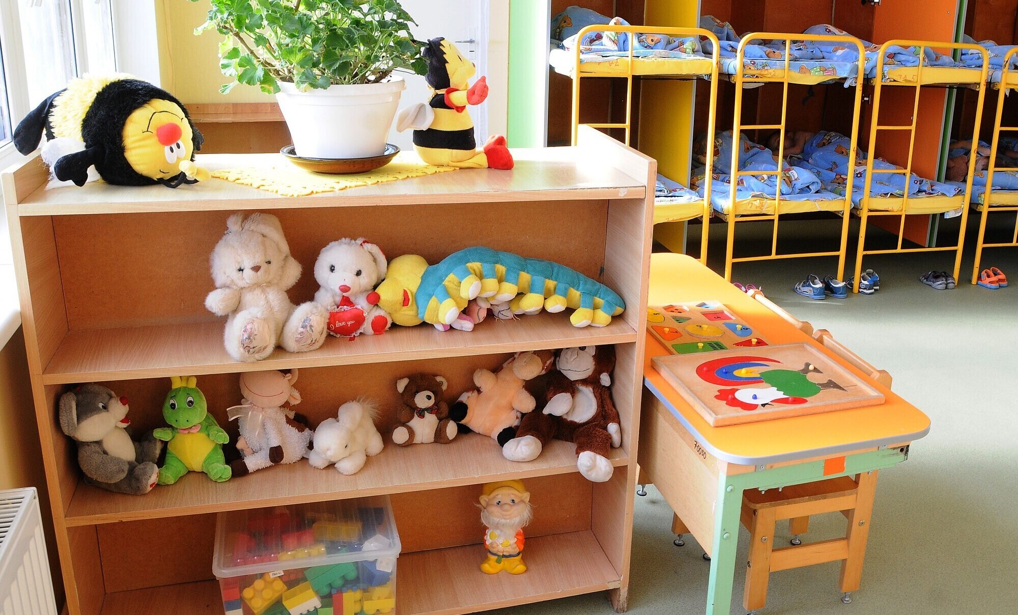 Kurzeme: Obligātās pirmsskolas izglītības grupas komplektēs arī skolās