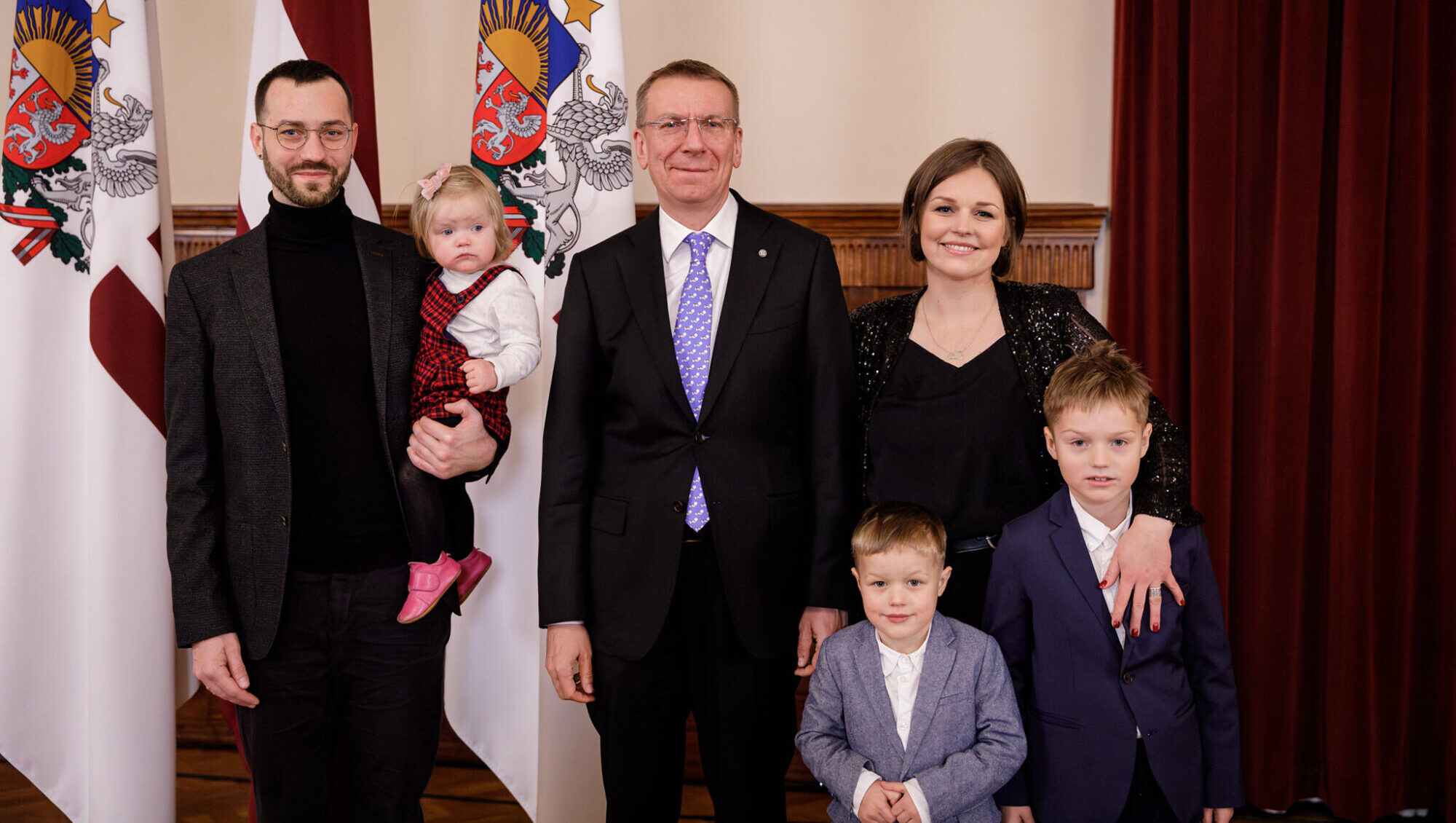 Mūspuses daudzbērnu ģimenes viesojas pie prezidenta
