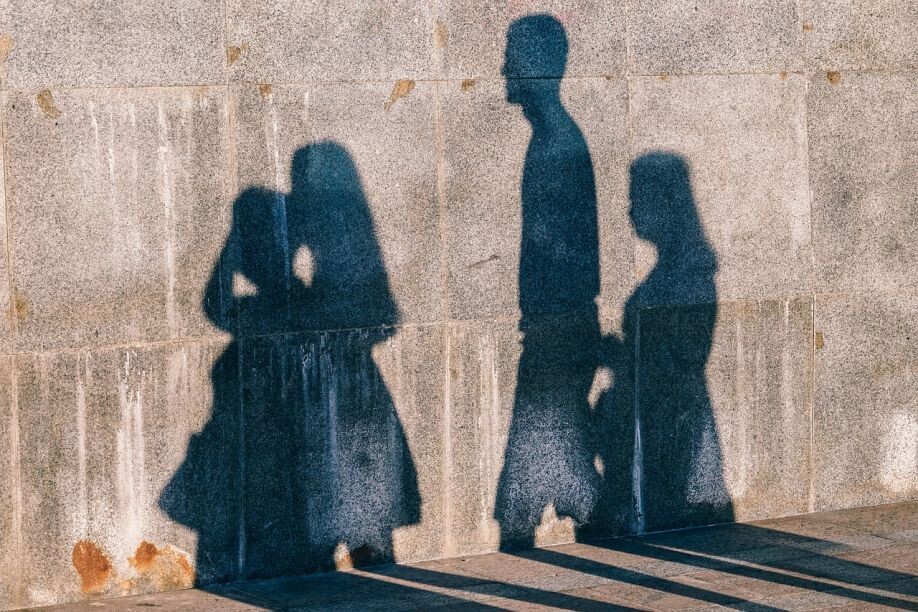 Ar vairākiem pasākumiem cer samazināt sociālās atstumtības un priekšlaicīgas mācību pārtraukšanas riskus