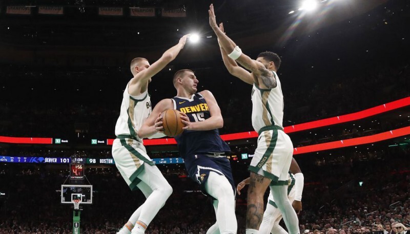 Video: Porziņģis NBA gūst 21 punktu “Celtics” sezonas pirmajā zaudējumā savā arēnā