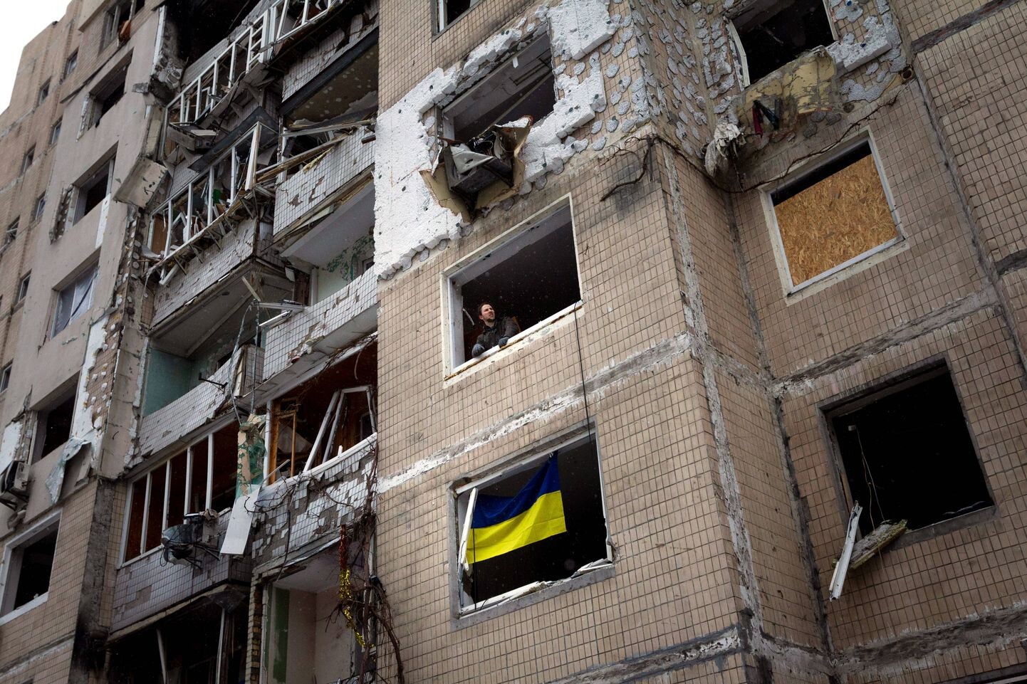 Krievijas 29. decembra uzbrukumā Kijivā bojāgājušo skaits pieaudzis līdz 32