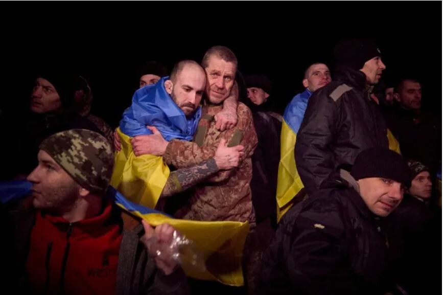 Ukraina un Krievija apmainās ar gūstekņiem