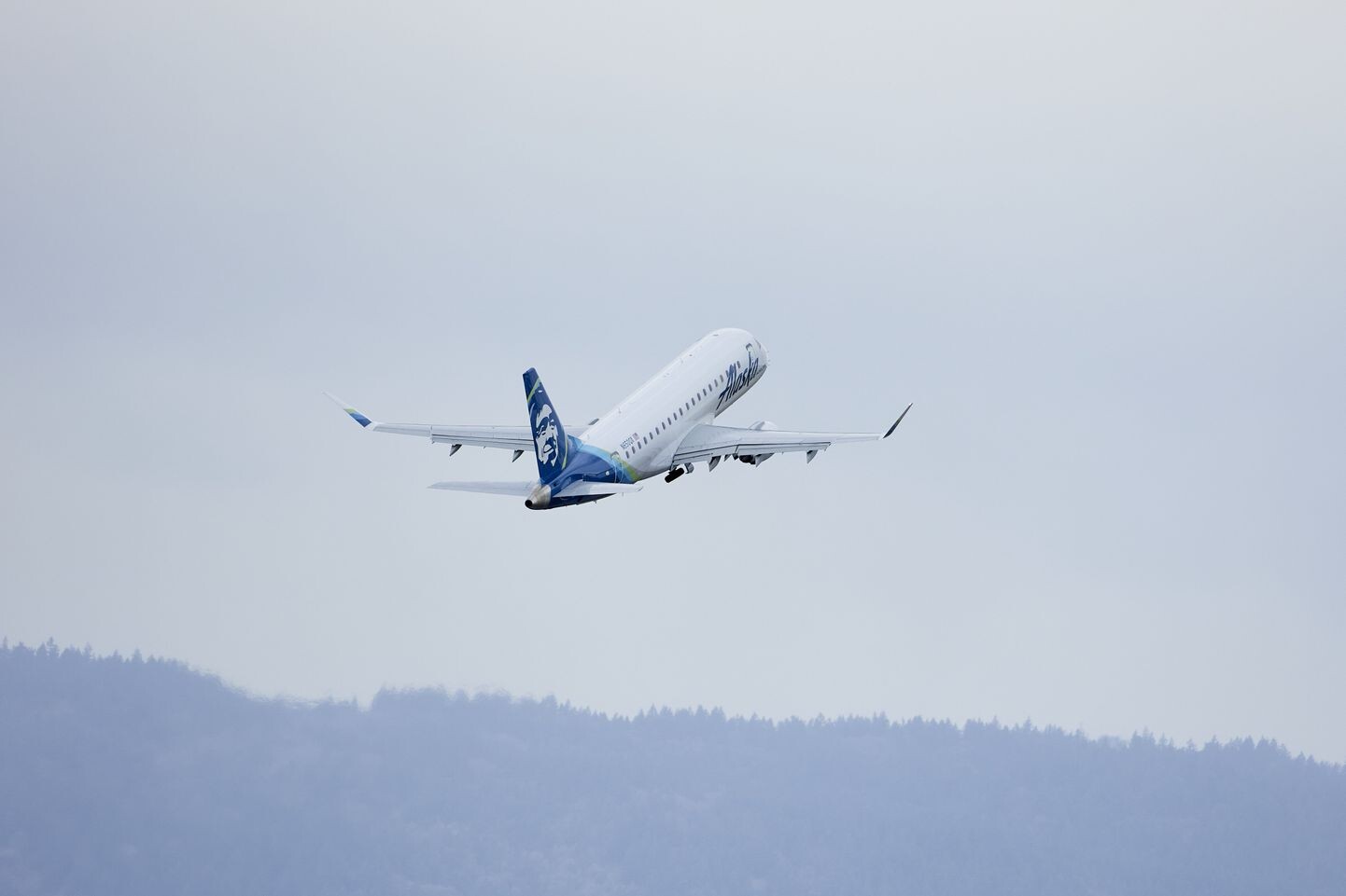 “Boeing” vadītājs Deivs Kalhūns atkāpsies no amata