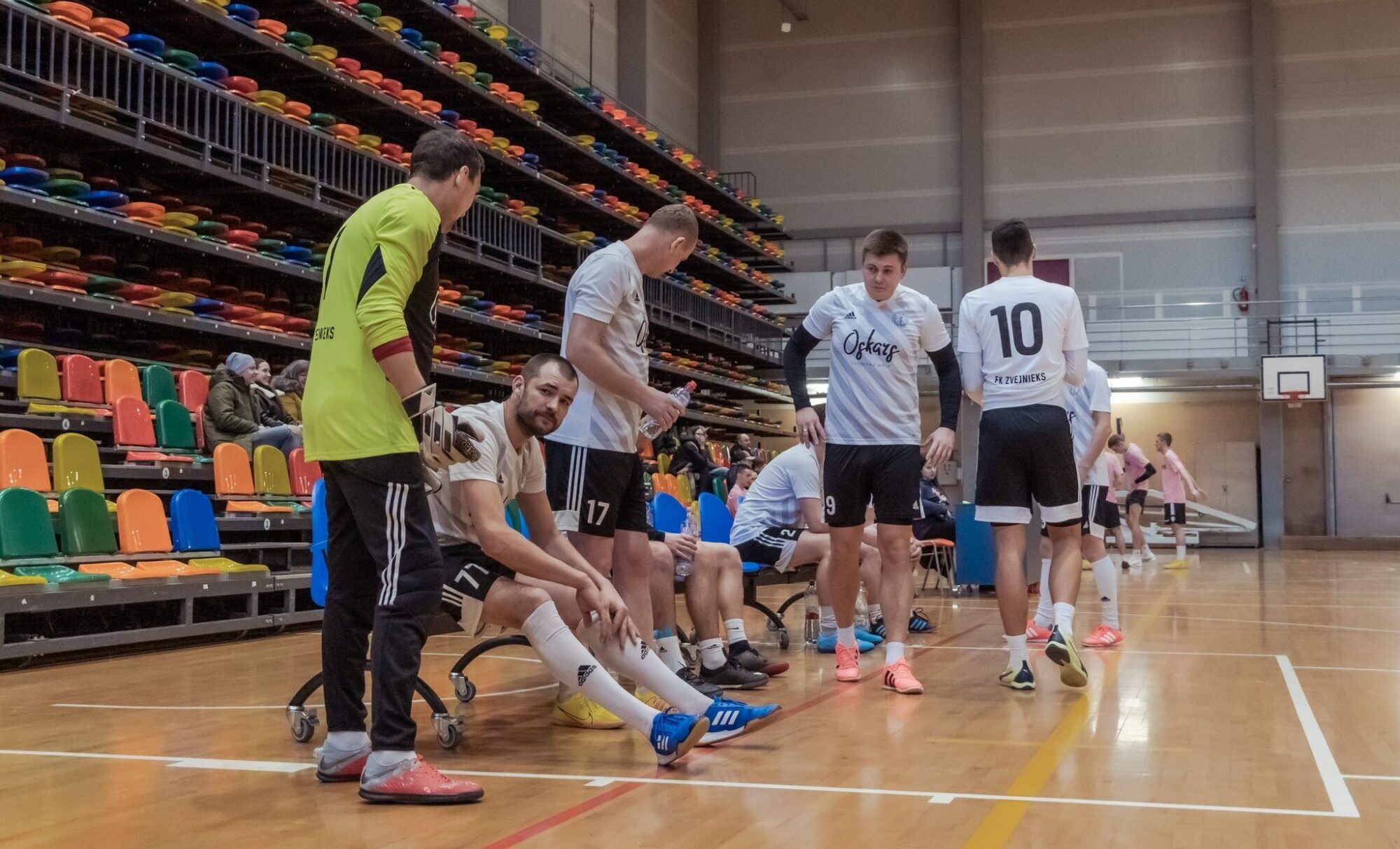 Atsākts pilsētas čempionāts telpu futbolā