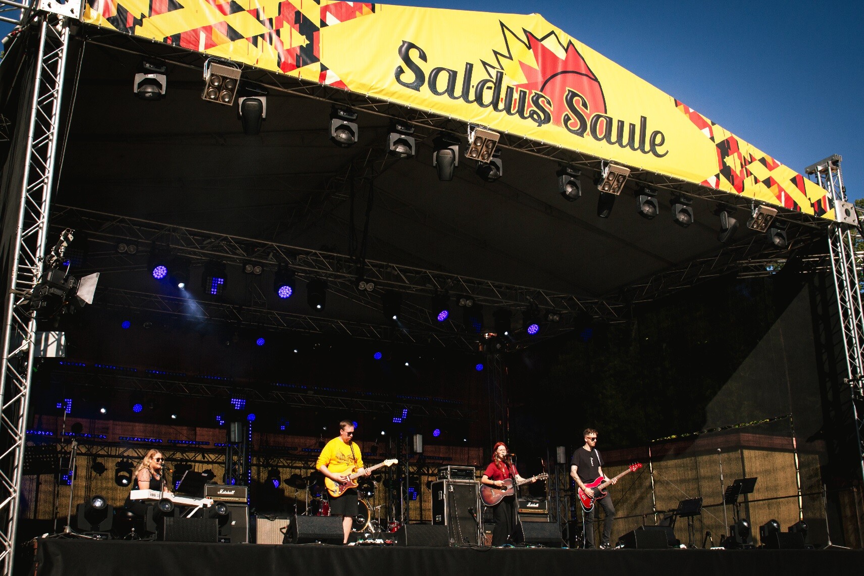 Jūlijā festivālā “Saldus saule” uzstādies mūziķi Detlefs un Fiņķis, kā arī grupa “Sudden Lights”