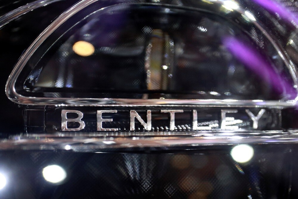 “Bentley” likvidēs 275 darbavietas