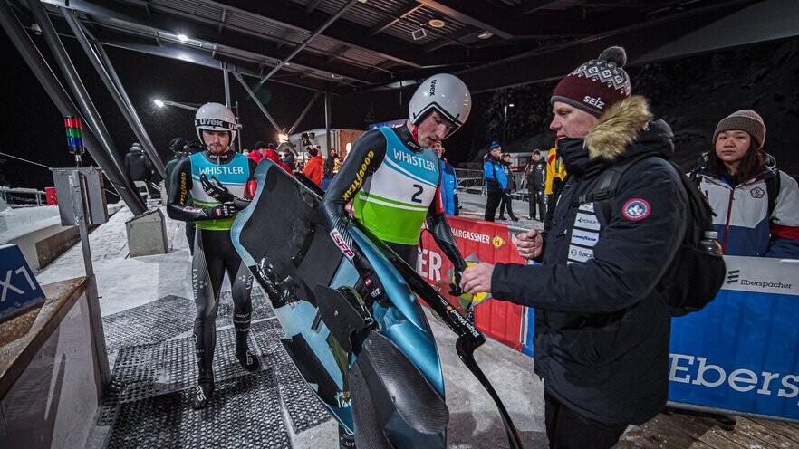 Ševics-Mikeļševics/Krasts pasaules čempionātā kamaniņu sportā izcīna ceturto vietu divniekos