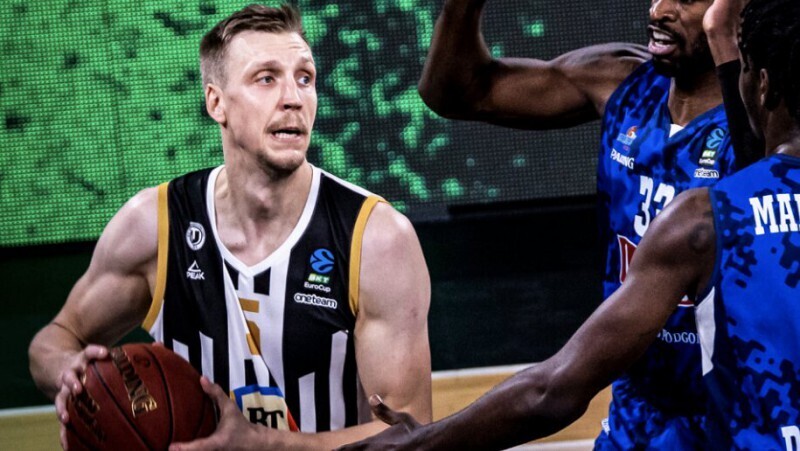 Marekam Mejerim sliktākais +/- un bilance 15-0